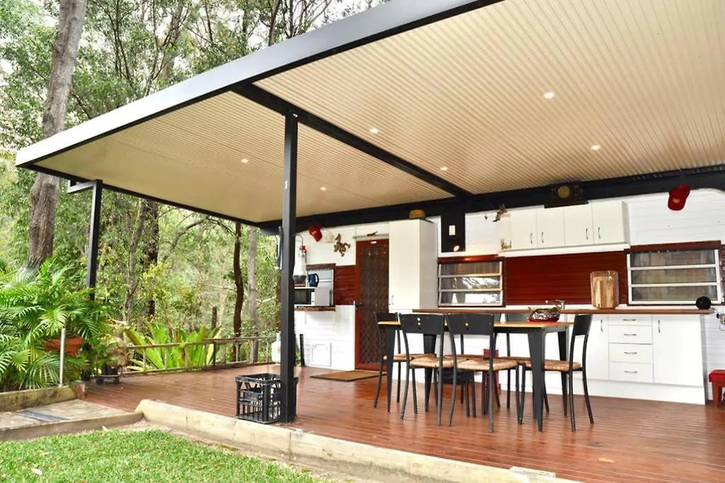Bobrene On Tamborine Nude Retreat - Cosy Chalet Daire 0*,  Avustralya