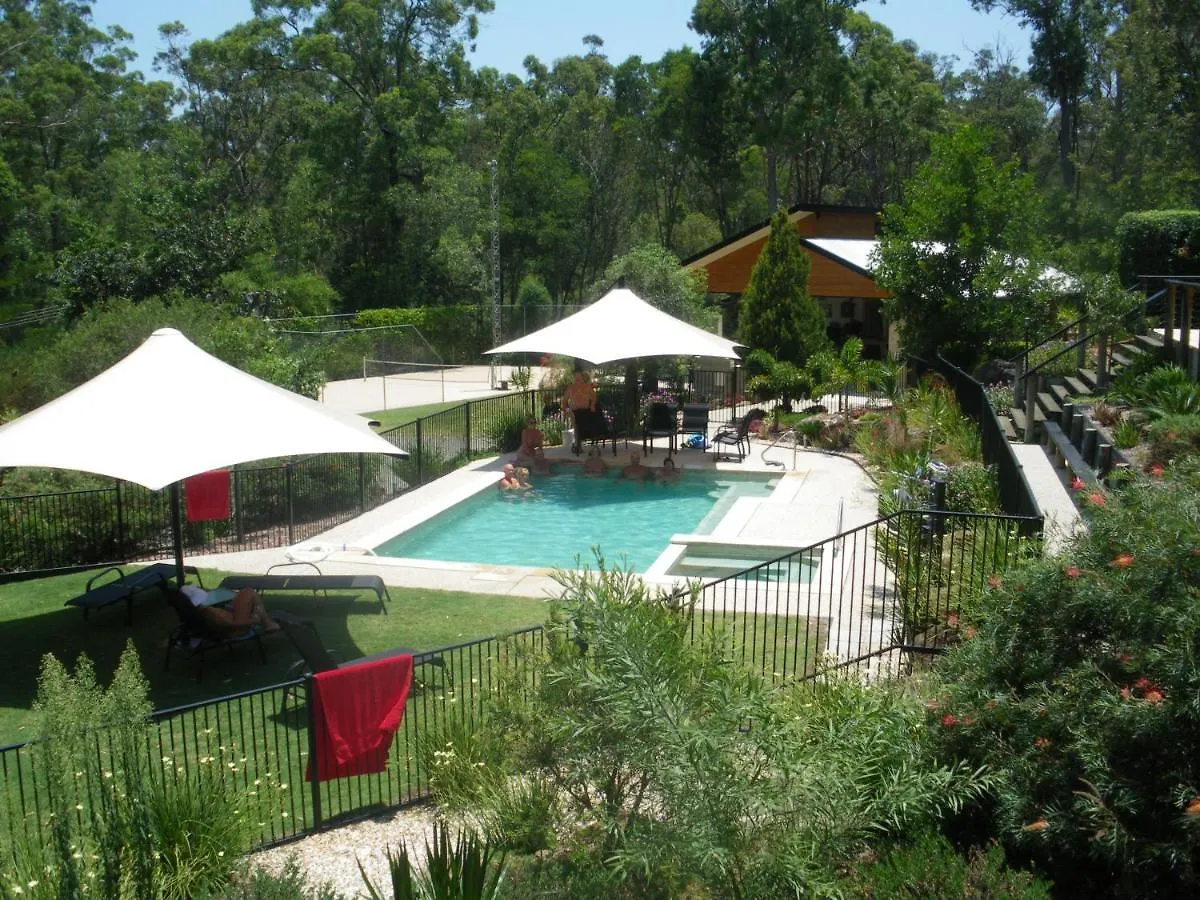 Bobrene On Tamborine Nude Retreat - Cosy Chalet Daire