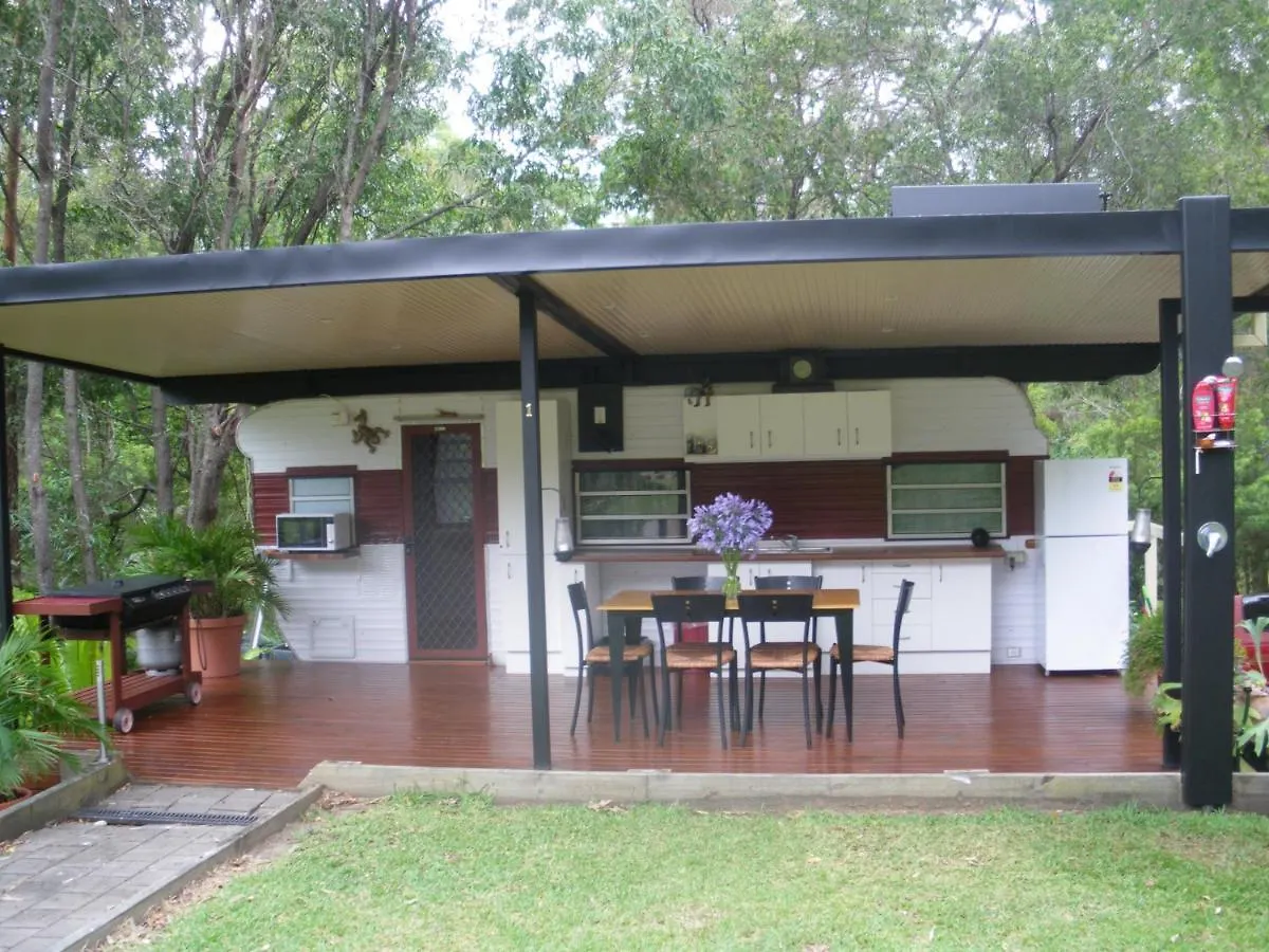 Bobrene On Tamborine Nude Retreat - Cosy Chalet Daire Avustralya