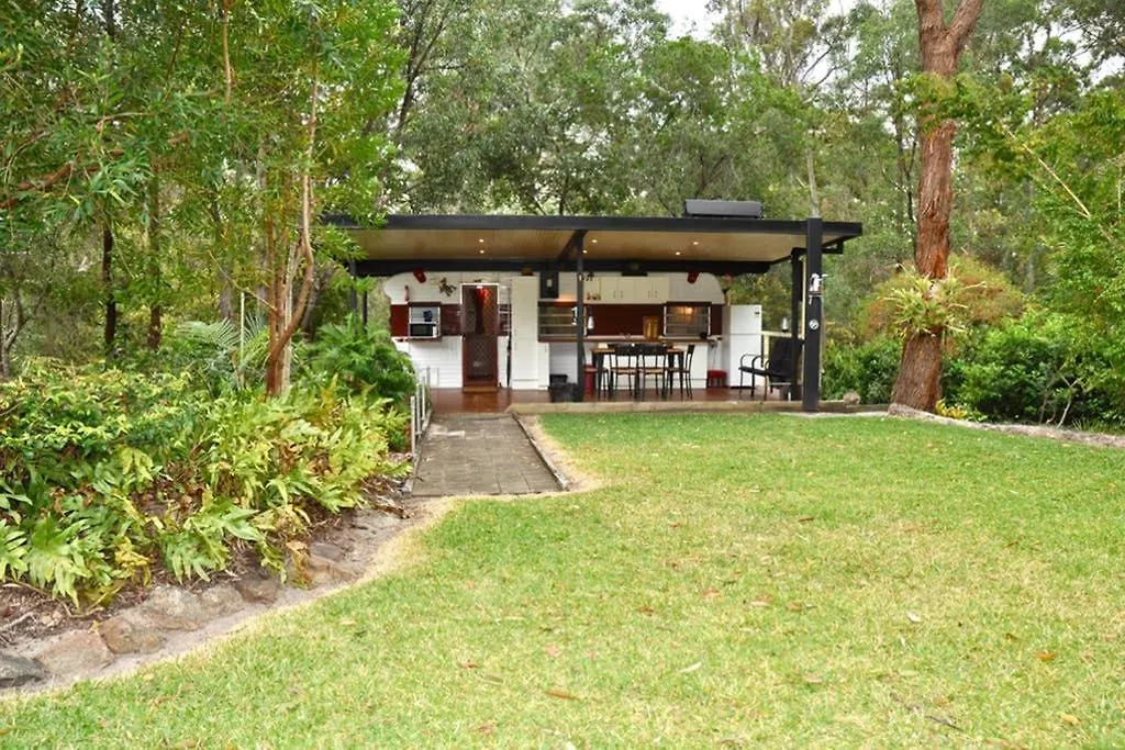 Bobrene On Tamborine Nude Retreat - Cosy Chalet Daire Avustralya