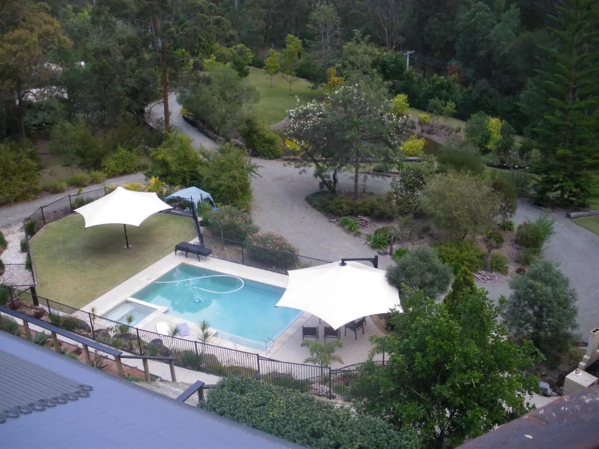 Bobrene On Tamborine Nude Retreat - Cosy Chalet Daire