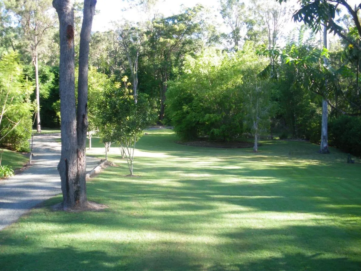 Bobrene On Tamborine Nude Retreat - Cosy Chalet Daire