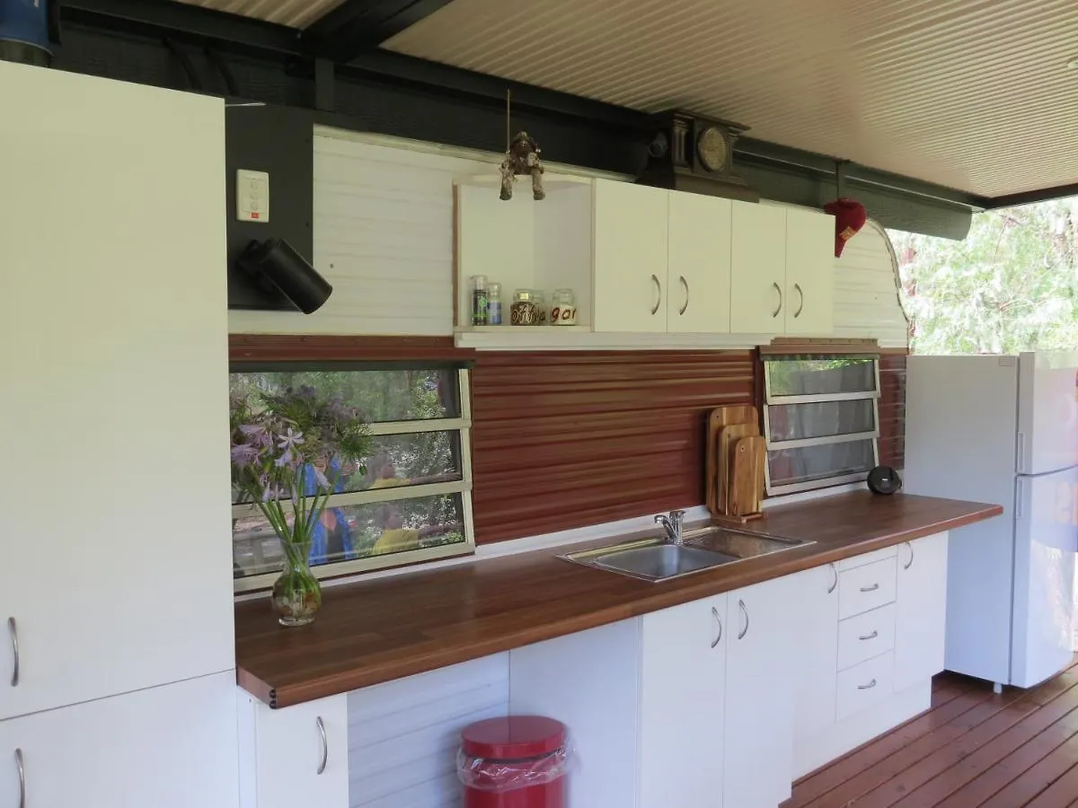 Bobrene On Tamborine Nude Retreat - Cosy Chalet Apartment